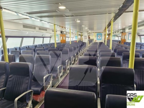 出售40米435座客船