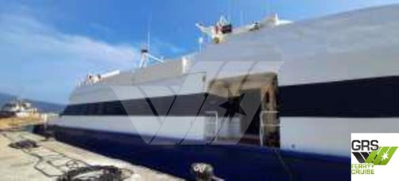 40m、304人乗りの客船を販売します