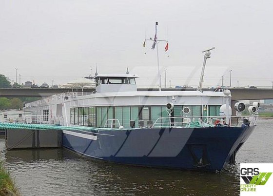 110m、98人乗りの宿泊船を販売します