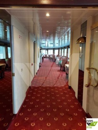 110m、98人乗りの宿泊船を販売します