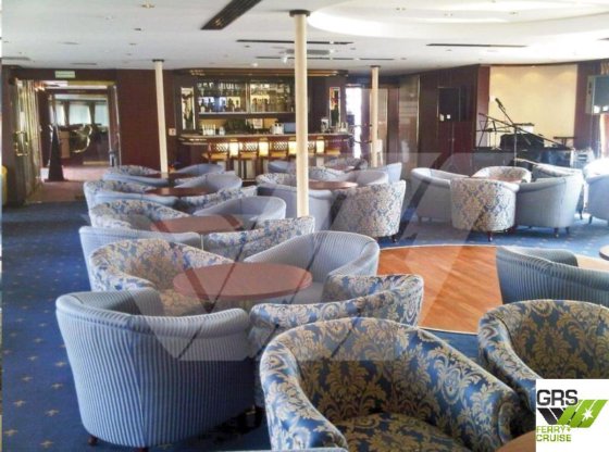 110m、98人乗りの宿泊船を販売します