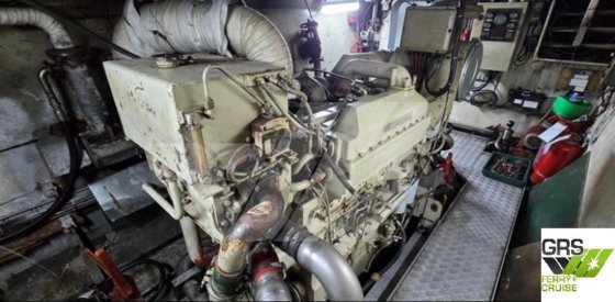 出售一艘载客285人的29米客船