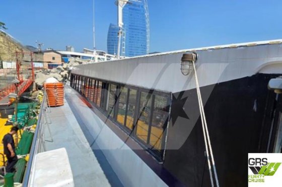 出售一艘载客285人的29米客船