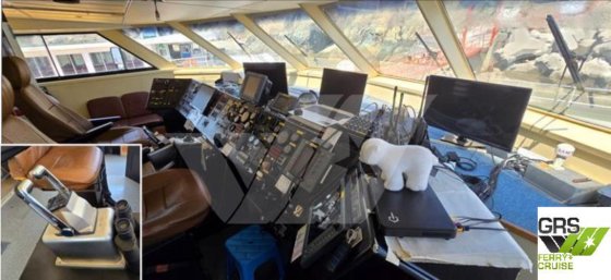 出售一艘载客285人的29米客船