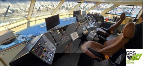 29m、285人乗りの客船を販売します