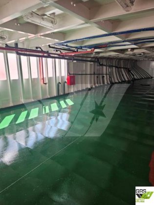 出售49米客滚船