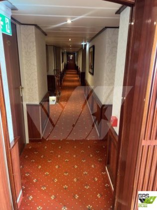 75米长游轮出售