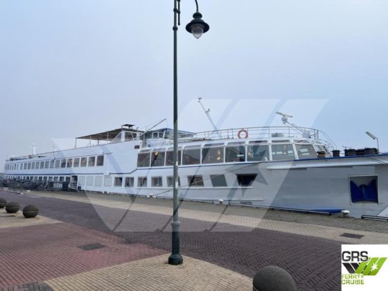 75米长游轮出售