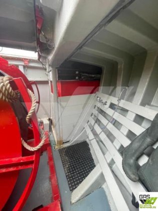 待售15米1.8吨起重机工作船