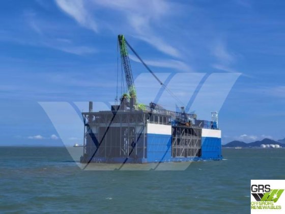 122米 36.58米 浮桥