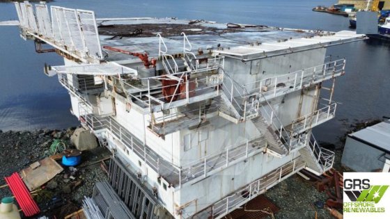 44 人 Acco Modul 配有直升机停机坪