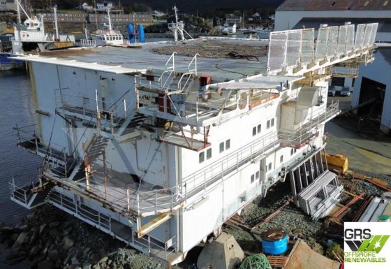 44 人 Acco Modul 配有直升机停机坪