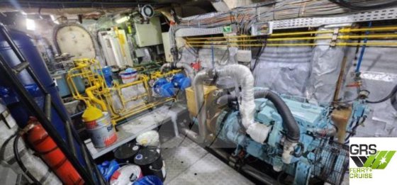 40m、320人乗りの客船を販売します