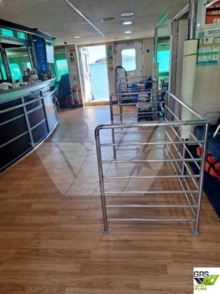 出售40米320座客船