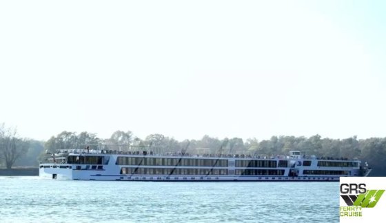 出售135米内河船