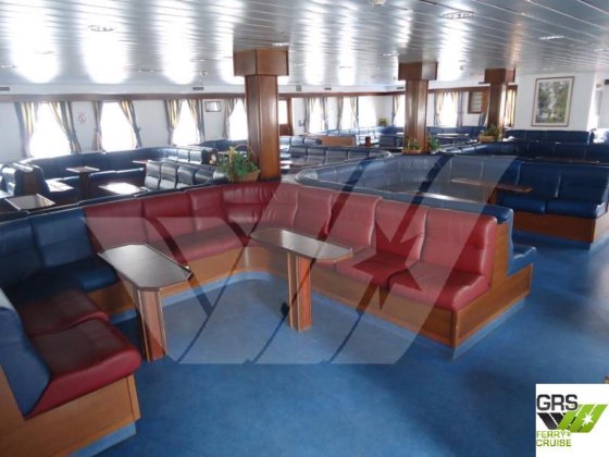 76mの旅客用RORO船を販売します