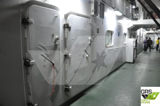 120米 1020名乘客