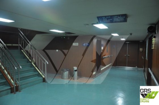 120米 1020名乘客