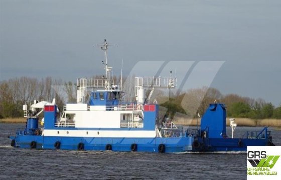 出售55米滚装船