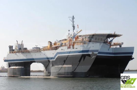 65m マルチパーパス船