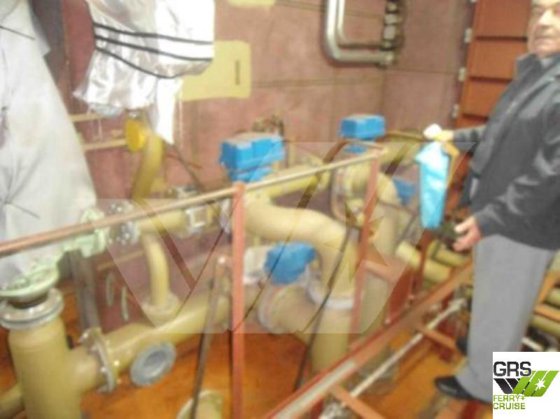 100米 载客量600人