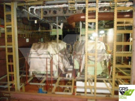 100米 载客量600人