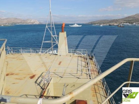 100米 载客量600人