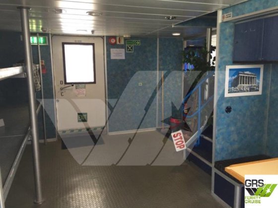 出售41米267座客船