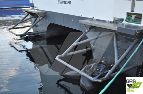 出售24米125座客轮