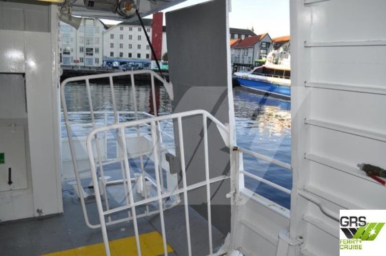 出售24米125座客轮