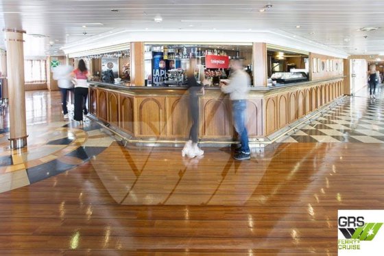 153米 2,048名乘客