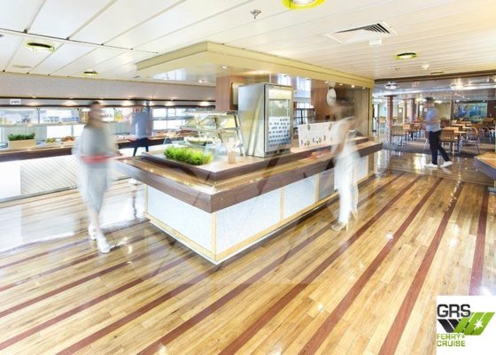 153米 2,048名乘客