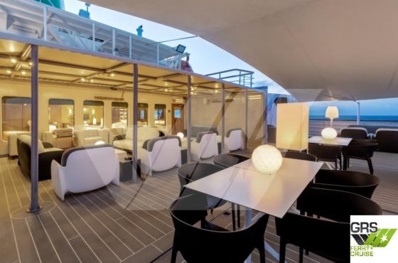 105米 215 乘客 普通货物