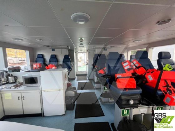 出售19米12座船员转运船