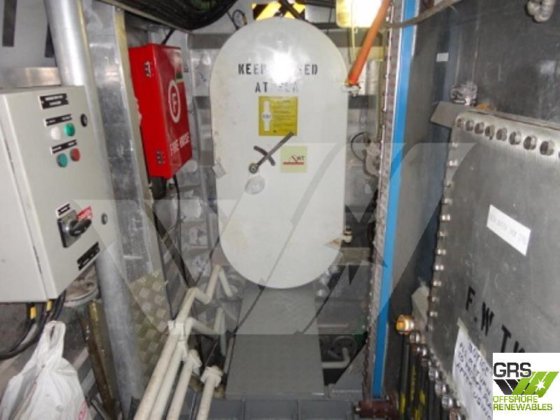 出售28米36座船员转运船