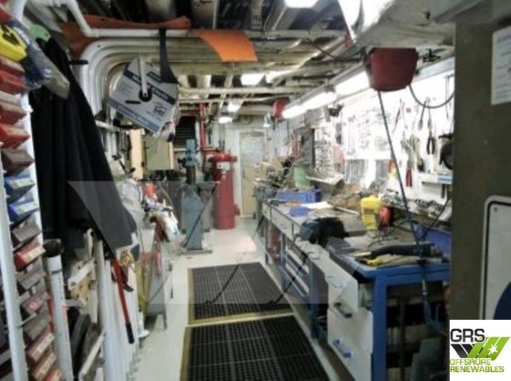 95米长、航速13.5节的勘测船出售