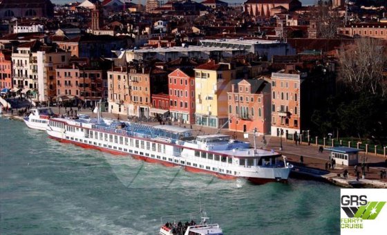 110米长游轮出售