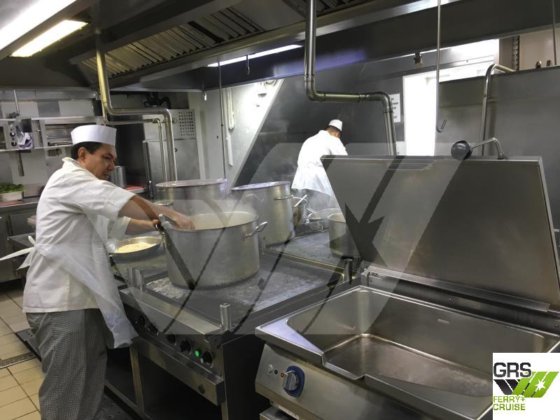 139m、420人乗りクルーズ船販売中