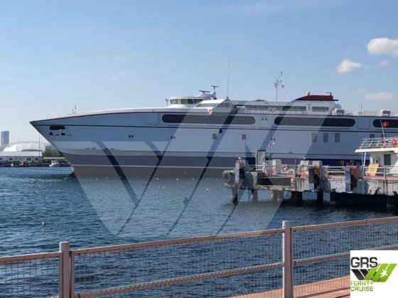 87米 载客量800人