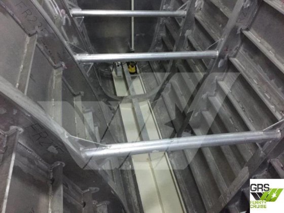 出售一艘56米450座客船