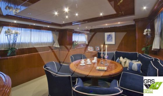 30m 10人乗りヨット販売中