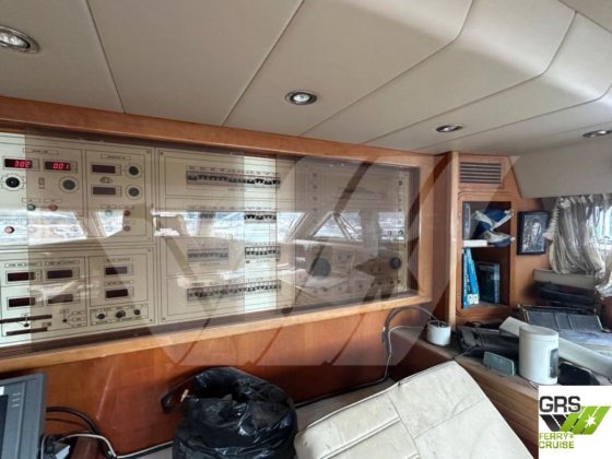 30m 10人乗りヨット販売中