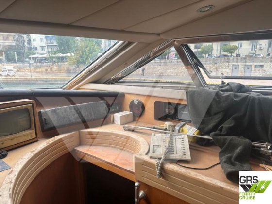 30m 10人乗りヨット販売中