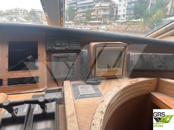 30米10座游艇出售