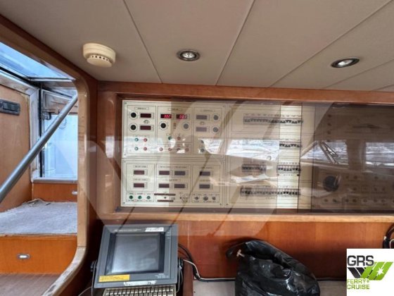 30m 10人乗りヨット販売中