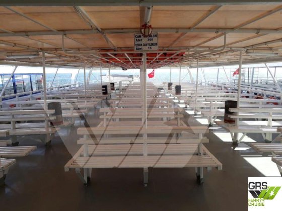 出售42米700座客船