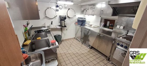 31mの漁業調査船を販売します