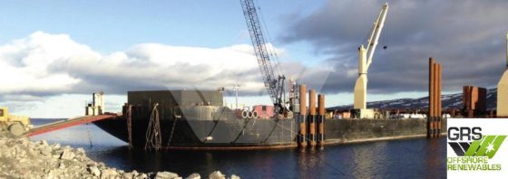 122m 32m ポンツーン