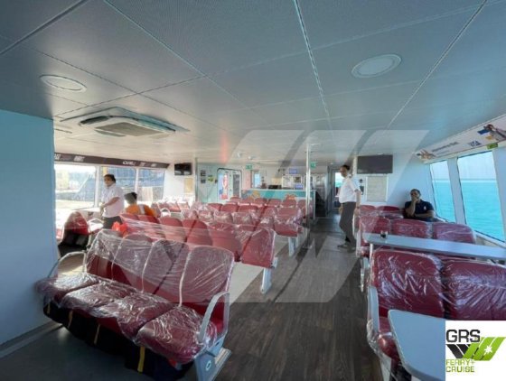 34m、298人乗りの客船を販売します