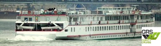 107m、182人乗りのクルーズ船を販売中